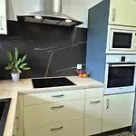 Maisonnette Cosy Proche De La Rochelle Et De L'ile De Re 度假居