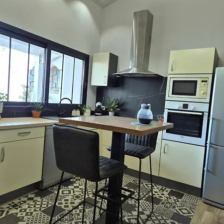 Maisonnette Cosy Proche De La Rochelle Et De L'ile De Re * Saint-Xandre