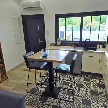 Maisonnette Cosy Proche De La Rochelle Et De L'ile De Re 펜션 Saint-Xandre